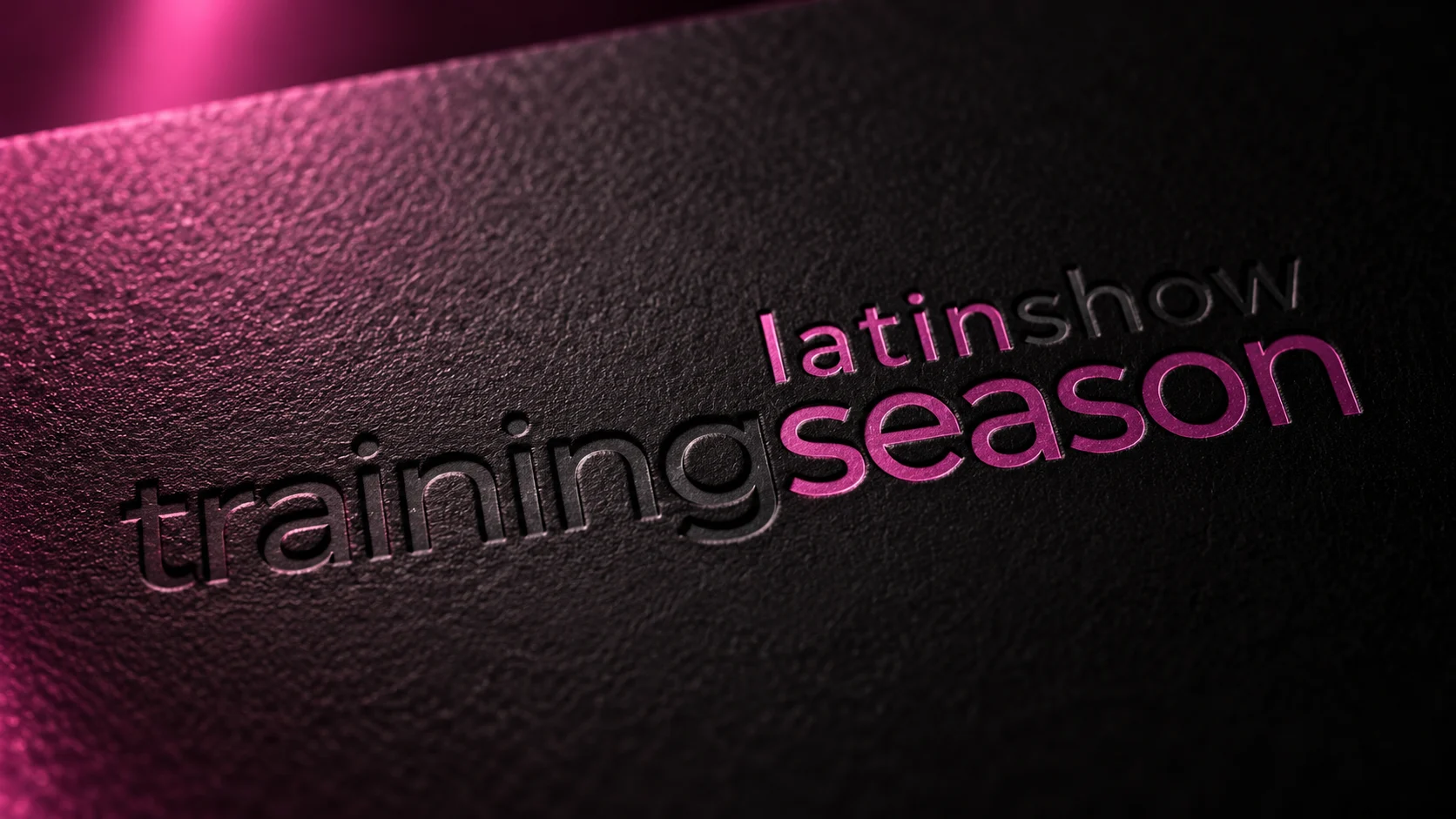 Macro del logo en relieve (emboss)